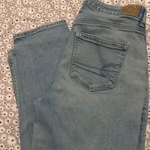 American Eagle Mom Jeans